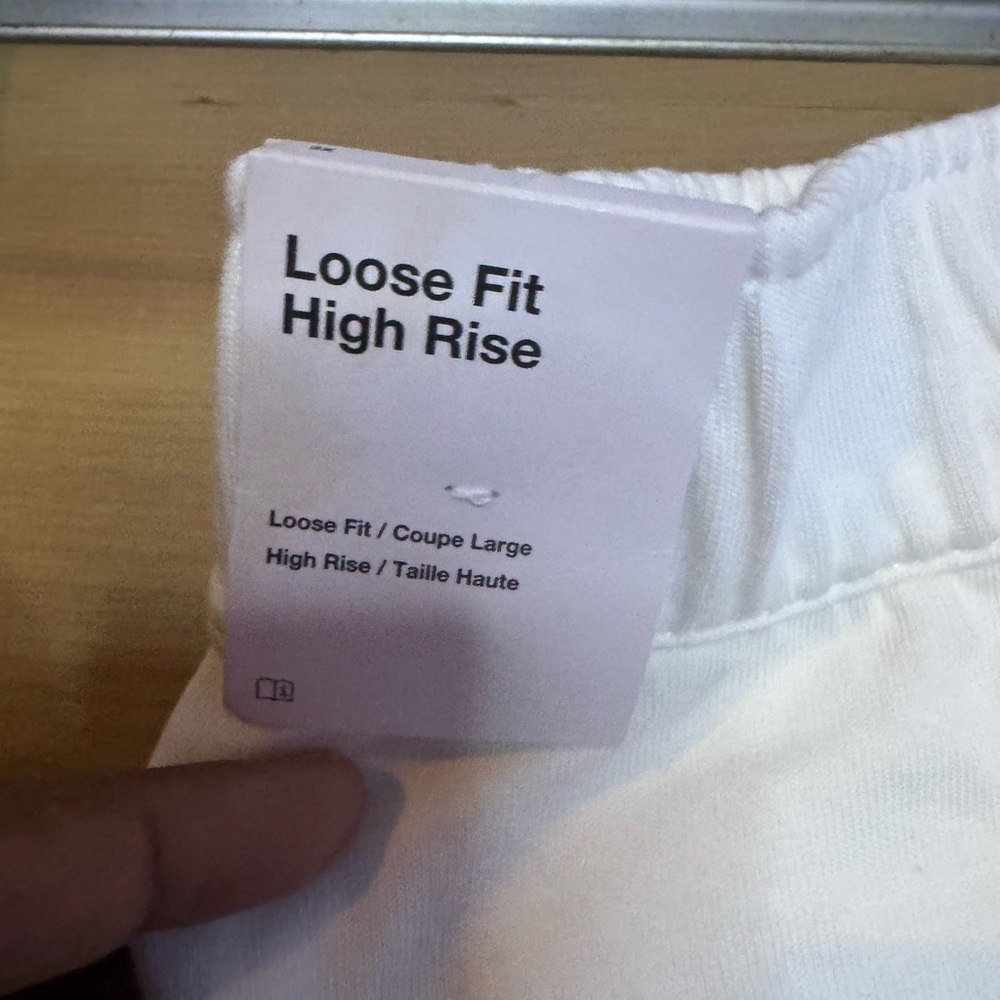 Nike Women's White Athletic Shorts - Picture 6 of 6